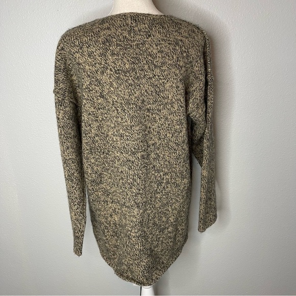 Eddie Bauer Vintage Wool Sweater Tan‎ Small Oversized - Picture 4 of 4